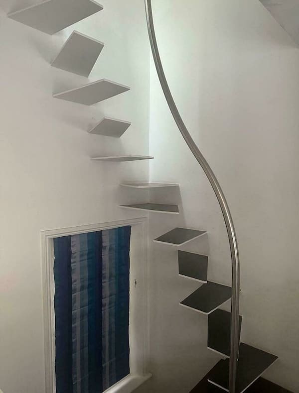 construction fails, renovation fails, DIY fails, home repair memes, construction jokes, building fails, structural fails, group chat memes, viral fails, trending fails, home improvement memes, contractor memes, funny photos, engineering fails, handyman memes, renovation jokes, home disaster, DIY disasters, fail pics, repair memes