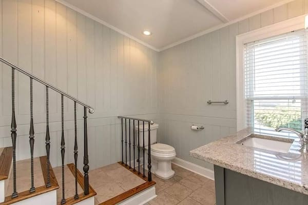 construction fails, renovation fails, DIY fails, home repair memes, construction jokes, building fails, structural fails, group chat memes, viral fails, trending fails, home improvement memes, contractor memes, funny photos, engineering fails, handyman memes, renovation jokes, home disaster, DIY disasters, fail pics, repair memes