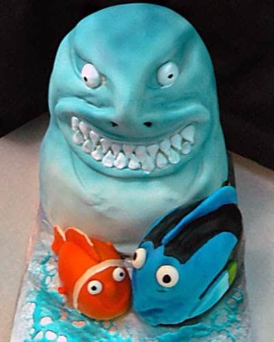 failed cakes, cake fails, cake disasters, baking fails, frosting fails, cake decorating fails