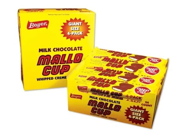 nostalgic candy, classic candy, retro Halloween candy, throwback candy, vintage treats, Halloween nostalgia