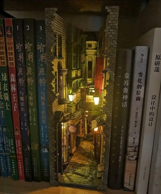 Cyberpunk alleyway cool bookends showing a deep, multi-story urban corridor lit by glowing yellow lanterns wedged between book spines.