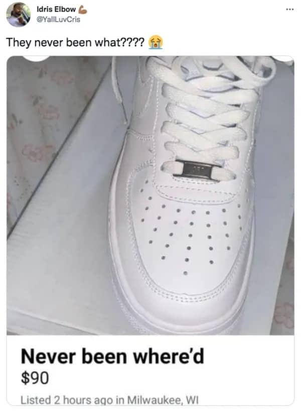 Screenshot of a funny online shoe listing featuring a glaring typographical error in the title.
