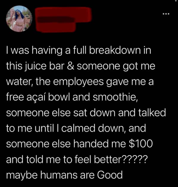 Text post describing a dramatic tearful juice bar breakdown resulting in free money and food.
