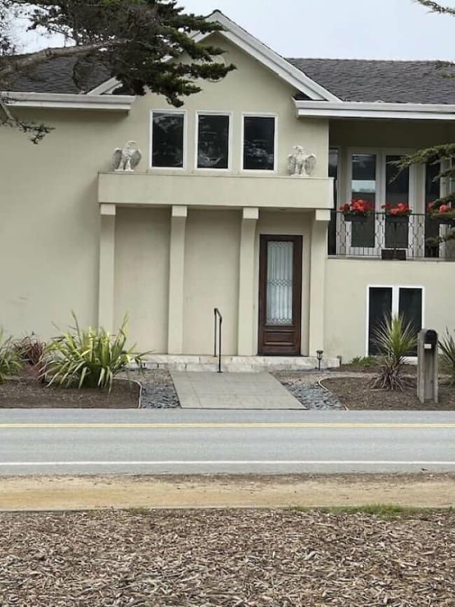 Front door with no steps, porch or path, closing out these construction fails.